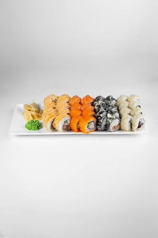 Сет Токио (32 шт, 800г)