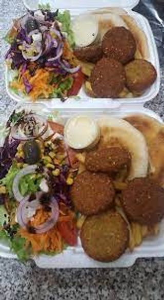 Menu piatto falafel
