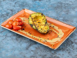 AVOCADO EN PARRILLA (190g)