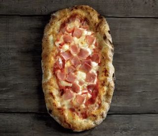 Pizzela De Prosciutto