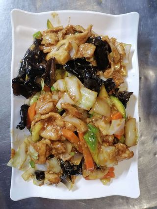 Свинско със зеленчуци (700г)