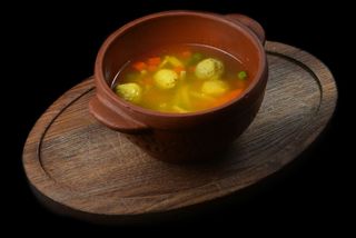 Дитячий суп з мітболами і локшиною (210г)