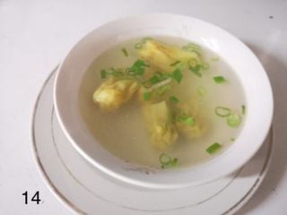 14. Zuppa di Wun Tun