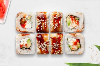 Рол Філадельфія делюкс з вугрем (270г)