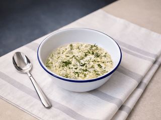 Солона вівсяна каша з пармезаном, дор блю та яйцем пашот (280g)
