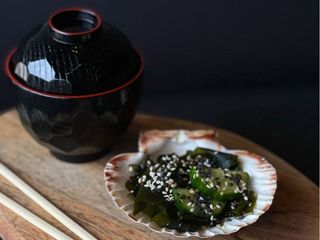 SAŁATKA Z ALG WAKAME