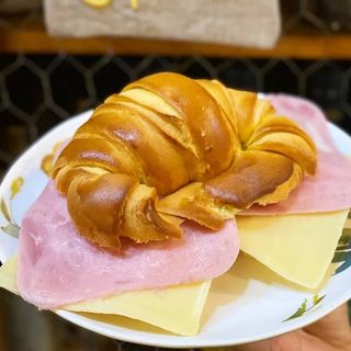 Croissant Misto