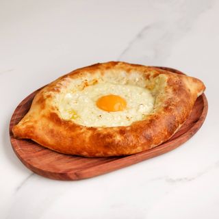 Chaczapuri po adżarsku