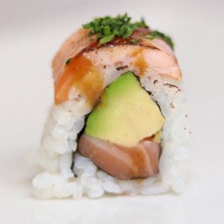 Salmón Aburi (8 Pzs.)