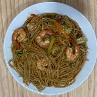 79. Tallarines con gambas