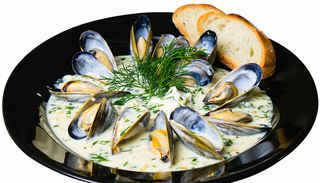 Midii cu smântână