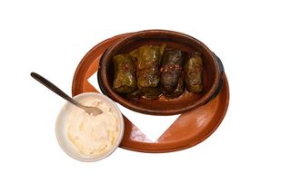 Sarmice u vinovom listu