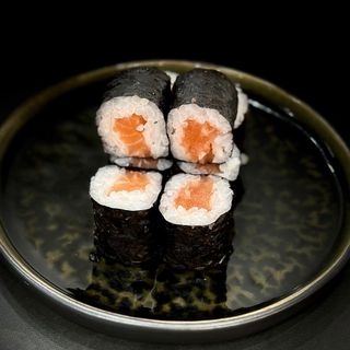 39. Salmone roll 8 pezzi