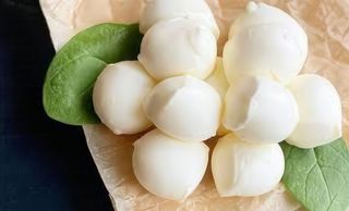 Сир моцарела