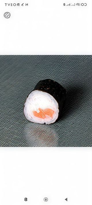 Maki De Salmón Y Queso (8 Pzs.)