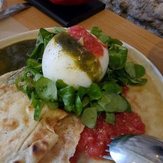Ensalada De Burrata