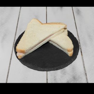 Tramezzino prosciutto cotto e maionese