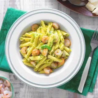 Garganelli gamberetti e zucchini