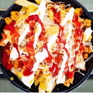 Papas 3 salsas .