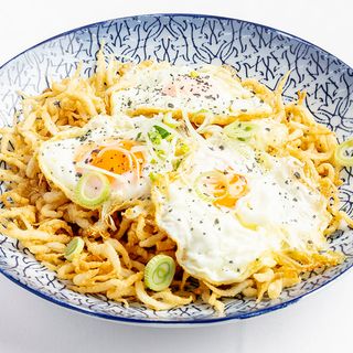 Rabas de calamar de potera con huevos camperos