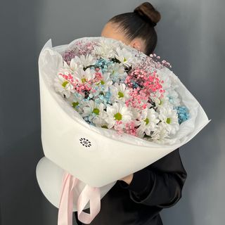 Букет « Хризантема (5) та гіпсофіл (3)»