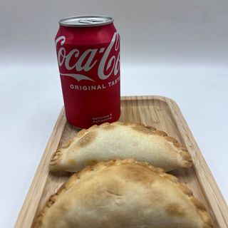 COMBO - 2 Empanadas + Bebida
