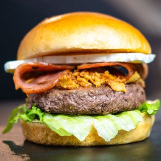 SUPER MANHATTAN BURGER