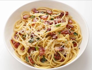 Սպագետտի բեկոնով