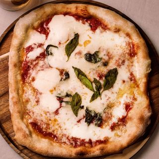 PIZZA MARGHERITA