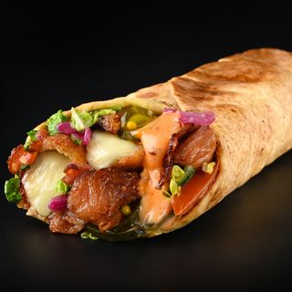 Шаурма з сирними паличками та куркою (350г)