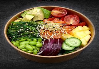 Salmón Poke Bowl
