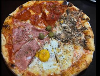 Quattro Stagioni pizza velika