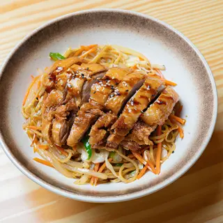 Yakisoba de Pato 