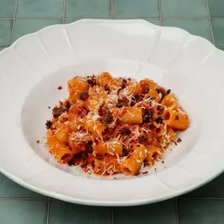 Mezze maniche all'amatriciana