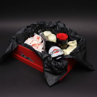 Set Cutie cu Raffaello, Asti Martini și Trandafir Criogenat