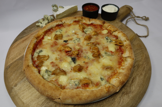 Pizza Quattro Formaggi Chicken