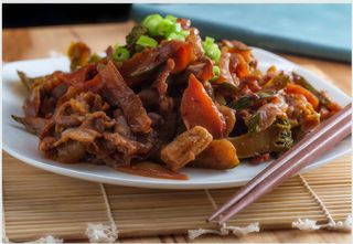 177. Ternera Con Cebollas