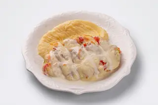 Курица под сыром с пюре (550г)