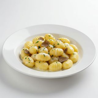 Gnocchi 4 Quesos Con Trufa
