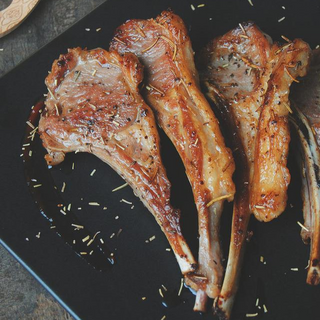 N60' Teppanyaki Chuletas De Cordero