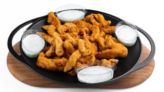 Gujoane de pui cu sos de usturoi