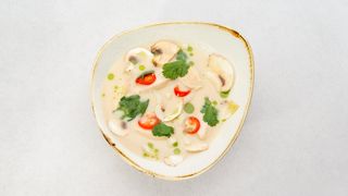 Zupa tom kha kurczak