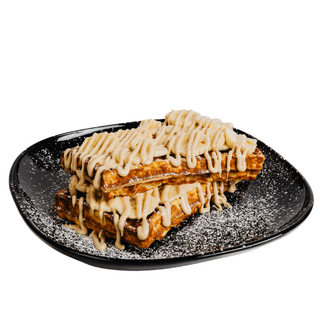 Waffle de Banana e Kinder Bueno