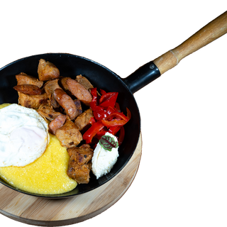 Carne la garnita cu mamaliga 400g