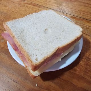 Sándwich De Queso Blanco