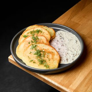 Деруни з грибним соусом (250г)