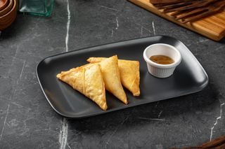 ТРЕУГОЛЬНИКИ С СЫРОМ