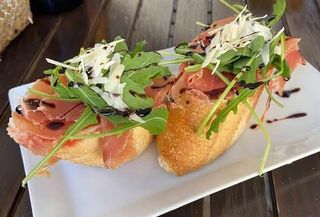 Montaditos de jamón del país (2 uds.)