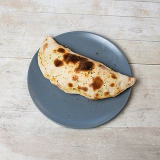 Calzone Clásico