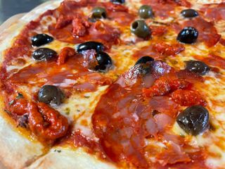 Pizza Stromboli (picante - 30 Cm.)